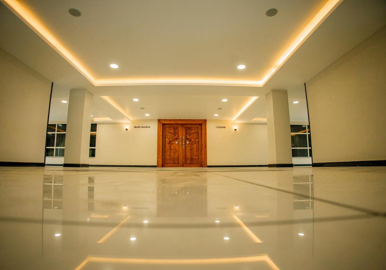 Kkm International Otel Kuzhittura Dış mekan fotoğraf